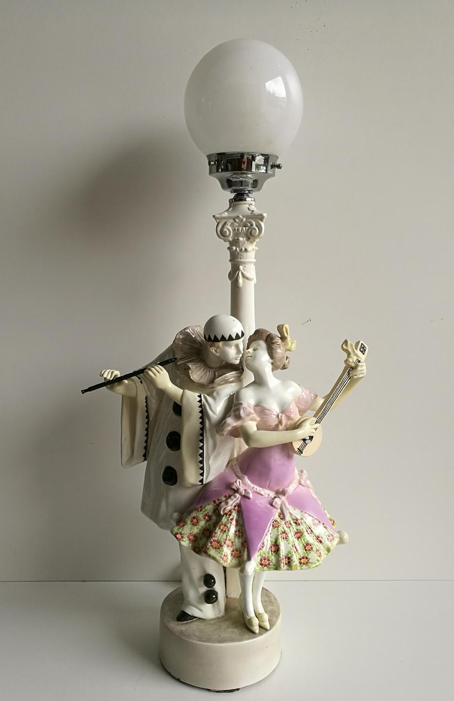 lampada, ceramica, Goldscheider, Vienna, 1920, XX, secolo, anni, 20, Padola, Pierrot, Pierrette, musica, lampada, lamp, lighting, ceramic, 