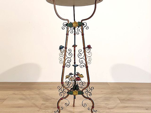 tavolino, alto, antico, piano, marmo, verde, struttura, ferro, battuto, tralci, fiori, colorati, dipinti, fine, 800, tardo, XIXsec, inizi900, primi, 900, Italia, alta, qualità, artigiana, 