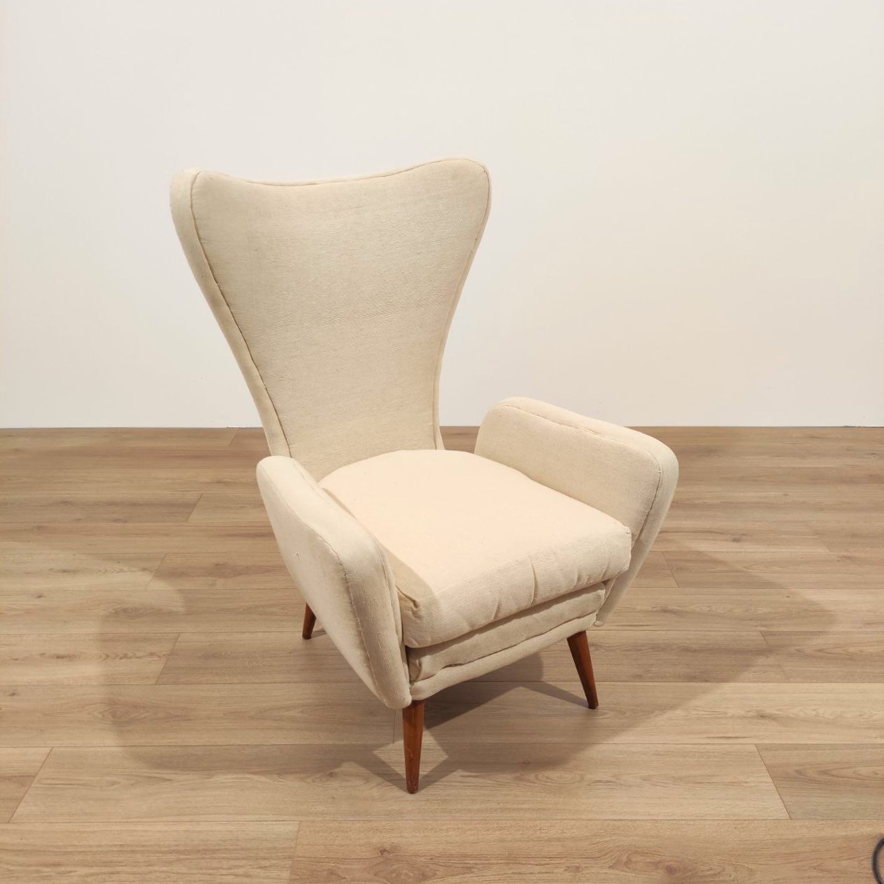 poltrona, bergere, singola, produzione, Cantù, Fratelli, Galimberti, design, Emilio, Sala, Giorgio, Madini, struttura, legno, tela, bianca, armchair, Cantù, 1950s, Italy, modernariato, modernism, 