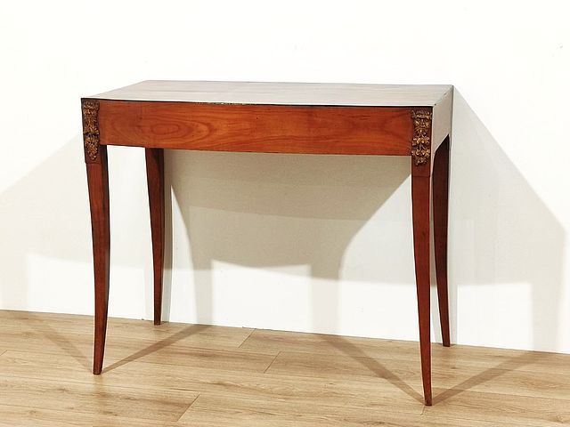 console, antica, legno, ciliegio, XVIIIsec, fine700, produzione, area, veneta, Italia, 1700, antiquariato, 