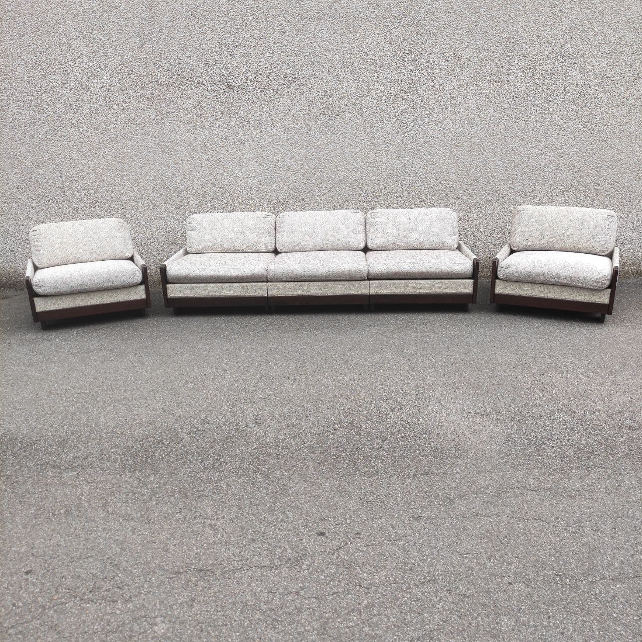 Cassina, Afra, Tobia, Scarpa, coppia, poltrone, n920, legno, scuro, esotico, palissandro, tessuto, Missoni, anni60, anni70, 1960s, 1970s, Italia, Italy, Cassina, pairof, armchairs, sofa,