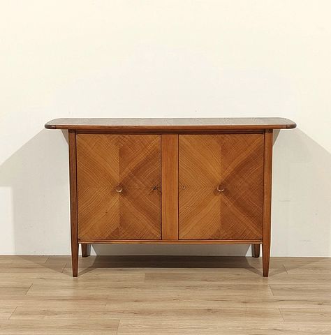 credenza, italiana, rustica, chiave, ante, legno, castagno, linee, essenziali, Italia, anni50, rustic, sideboard, 1950s, Italy, 