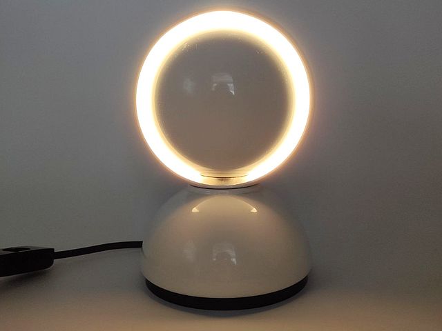Eclisse, Artemide, design, Vico, Magistretti, 1965, Compasso, doro, 1967, lampada, tavolo, bianca, originale, white, lamp, 1960s, Italy, 