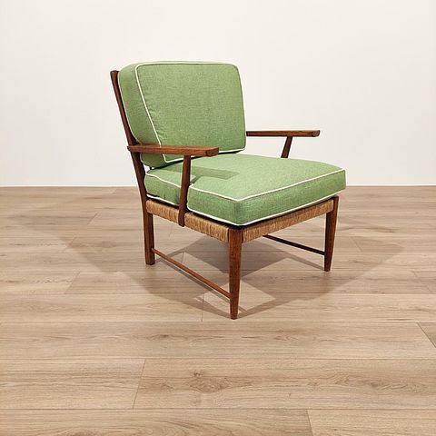 poltrona, rustica, gusto, scandinavo, anni50, legno, castagno, paglia, intrecciata, cuscini, verdi, seduta, casa, veranda, terrazzo, produzione, italiana, midcentury, italian, armchair, 